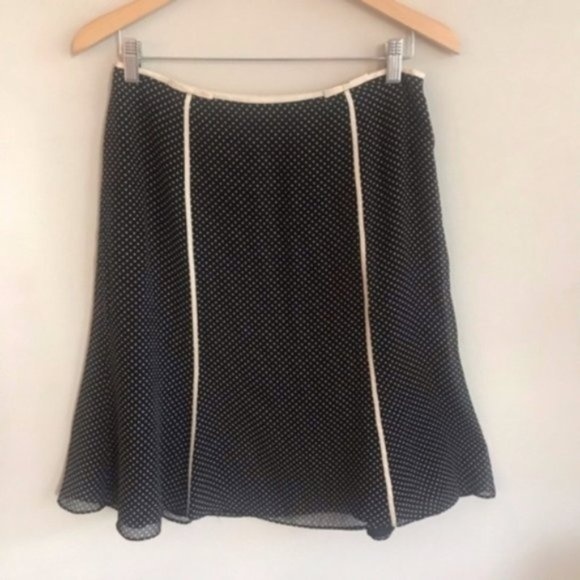 Ann Taylor | A Line Silk Polka Dot Skirt Sz. 6 - Picture 3 of 8